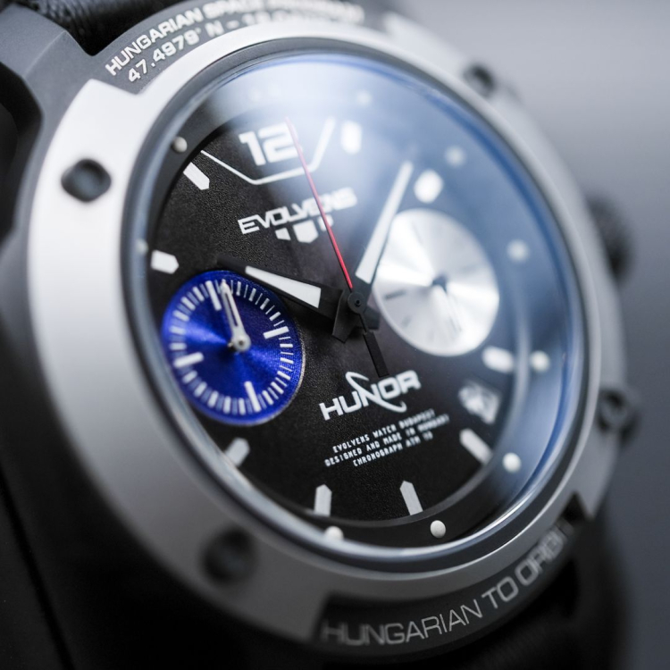 Evolvens® x HUNOR Hivatalos Űrhajós Chronograph Karóra 46 mm
